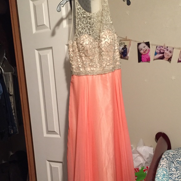 Dresses & Skirts - Prom dress